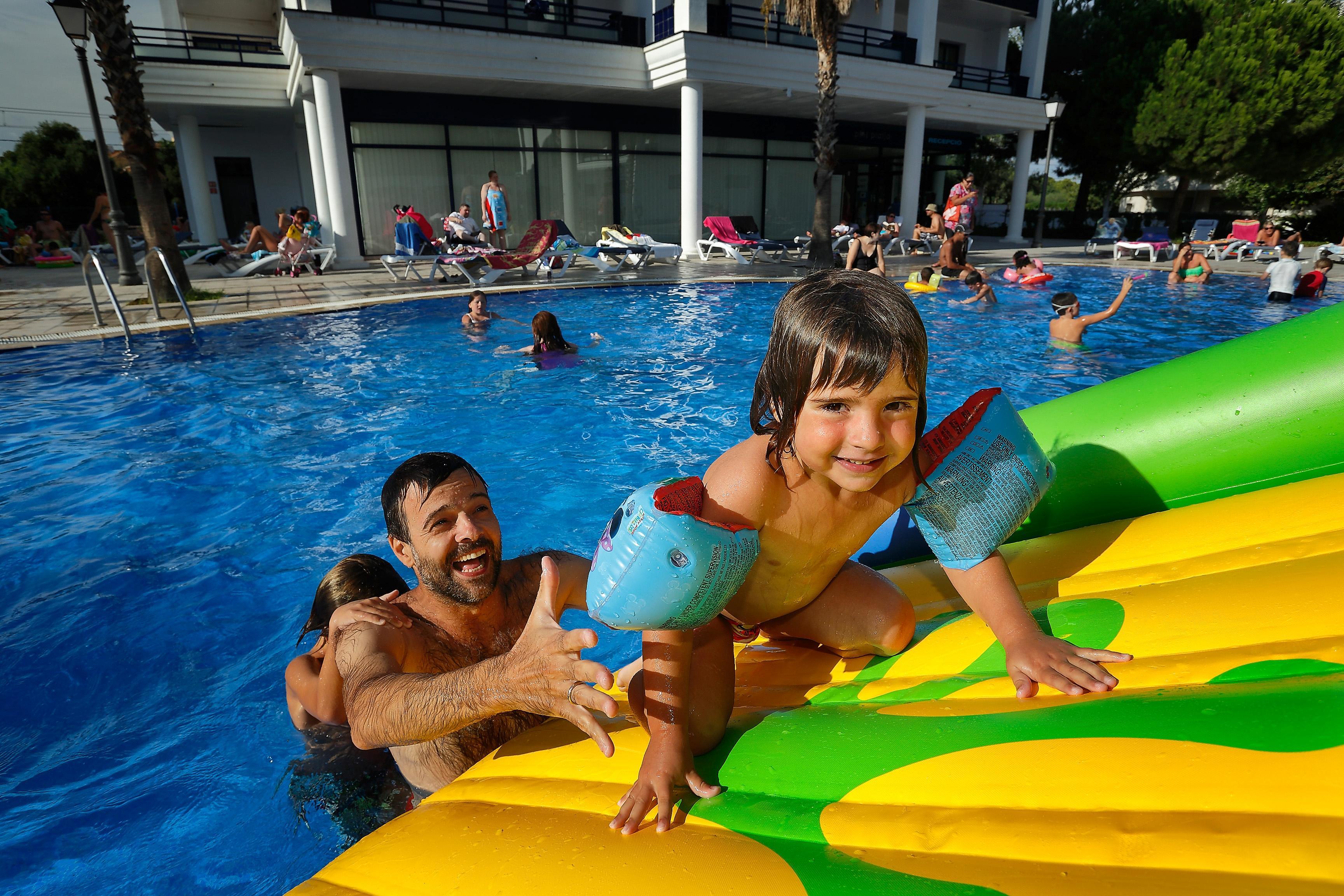 Pins Platja Apartments Кембрилс Екстериор снимка