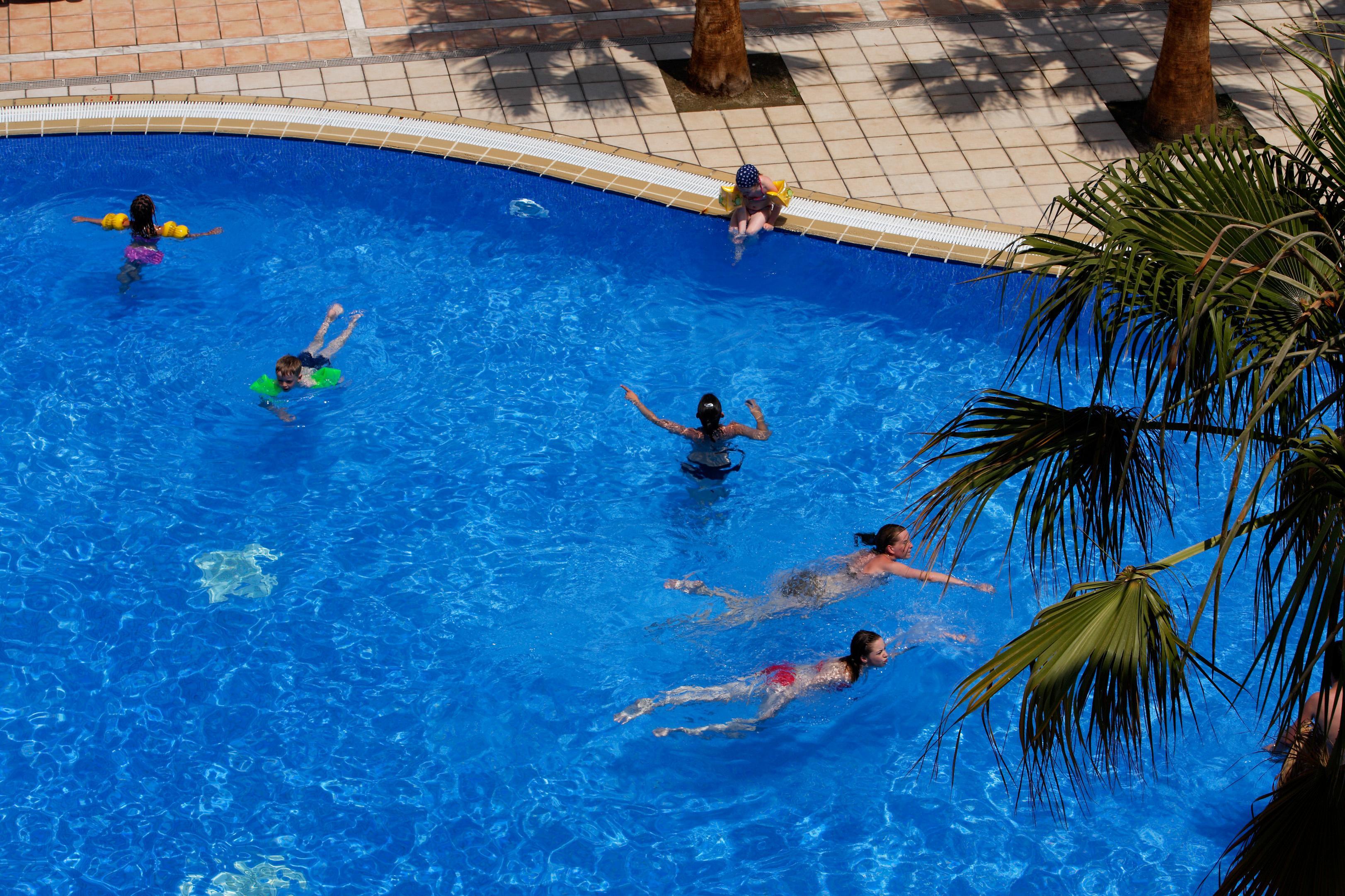 Pins Platja Apartments Кембрилс Екстериор снимка
