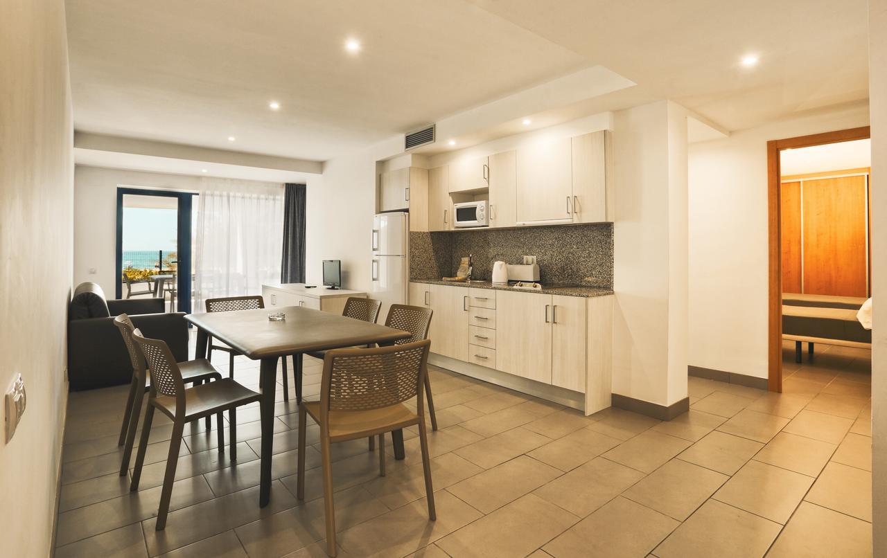 Pins Platja Apartments Кембрилс Екстериор снимка